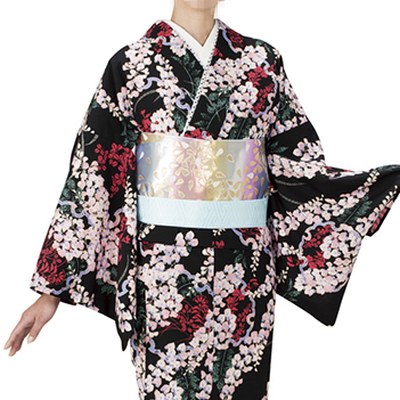 黒地に花柄の合繊着物